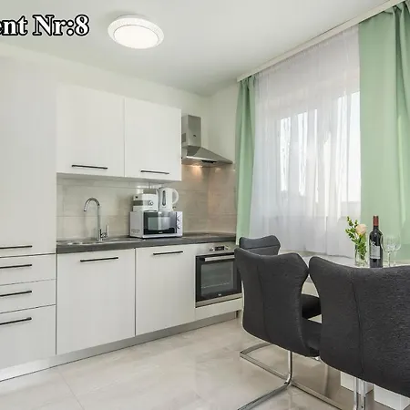 Palm Apartmán *