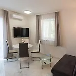 Palm 아파트